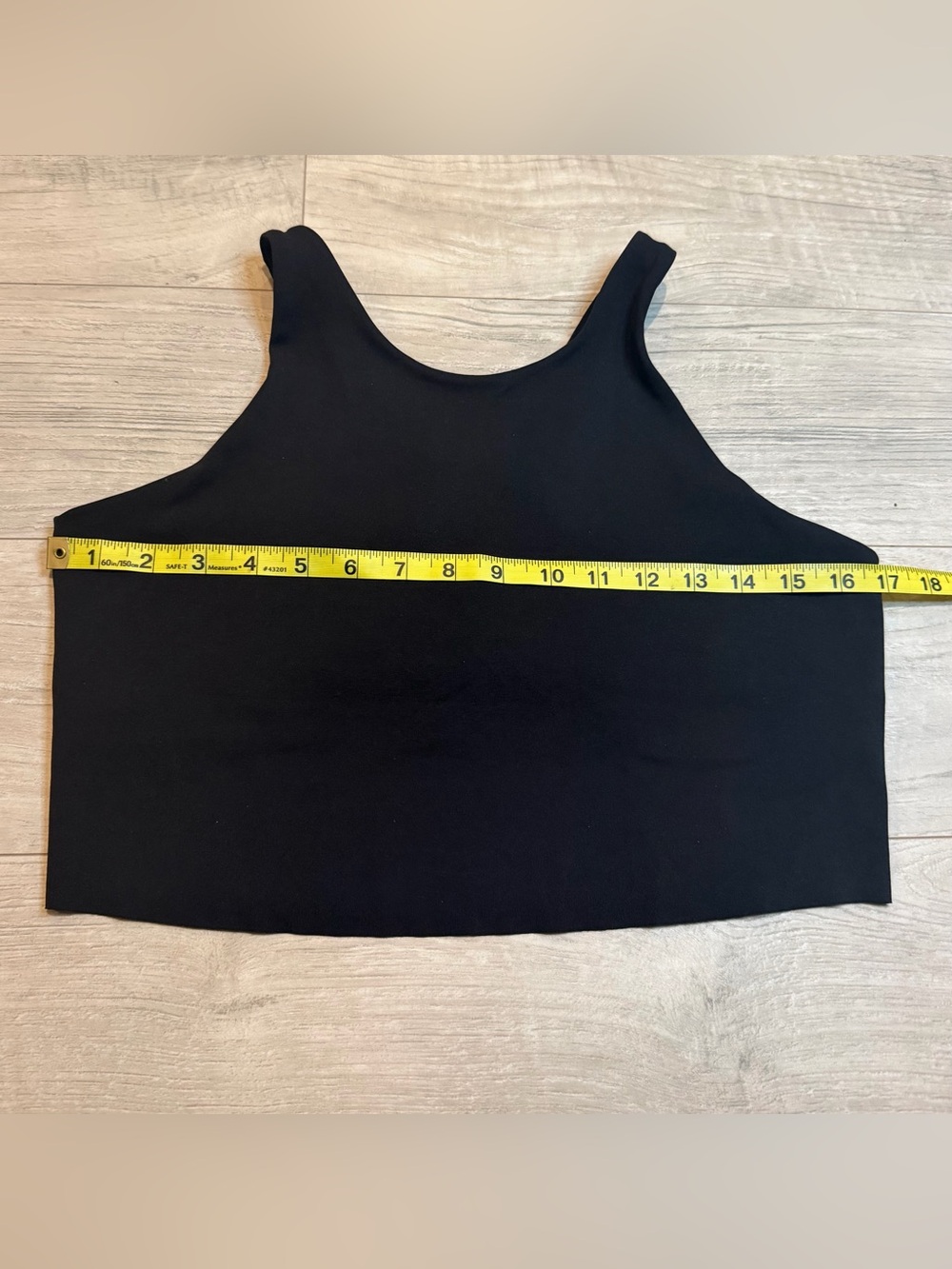 Nike Yoga Dri-FIT Luxe Women's Shelf-Bra Cropped Tank Black size L - Picture 11 of 11